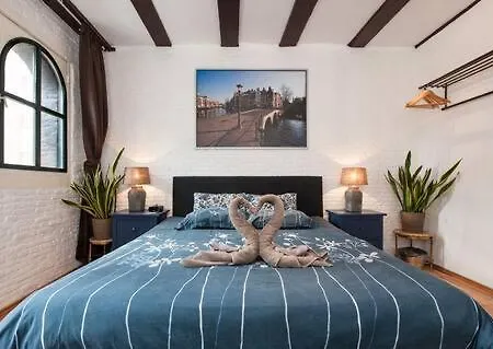 Crown Guest house